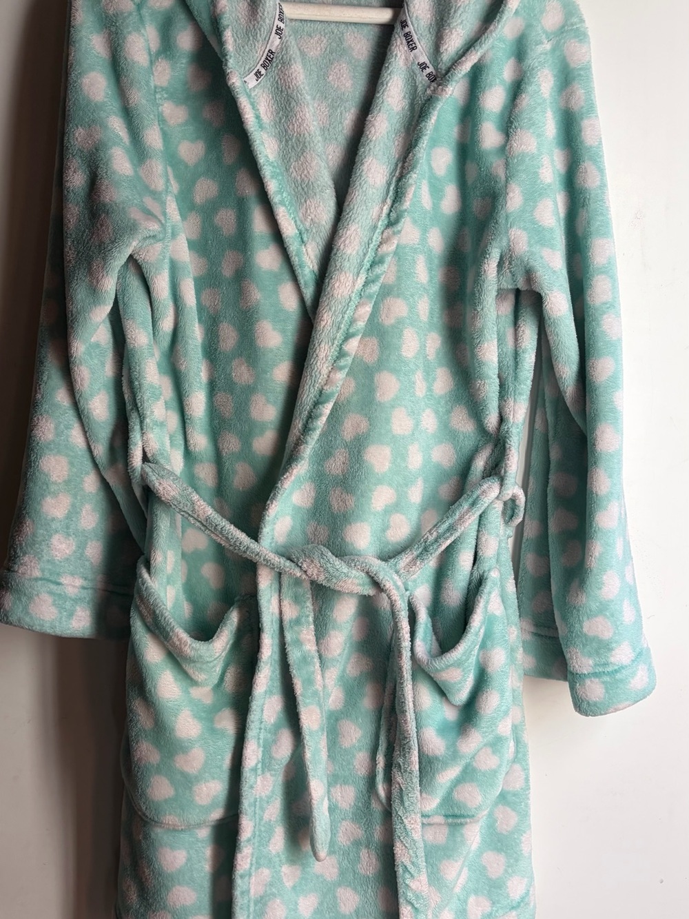Joe Boxer Mint and White Heart Fuzzy Robe